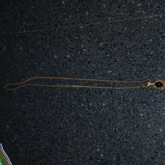 Victorian Faux Onyx Necklace Black Stone Filigree Pendant Vtg 7" - Swanky Barn - Picture 2 of 4